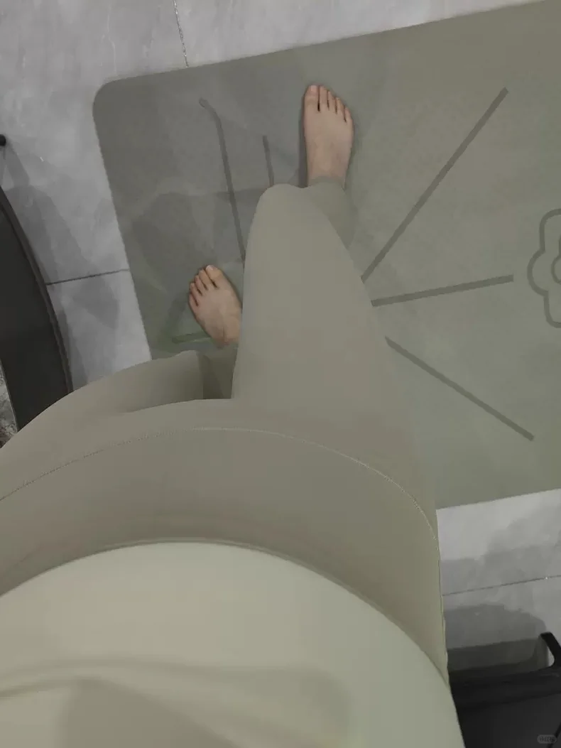 瑜伽裤的颜色让我纠结