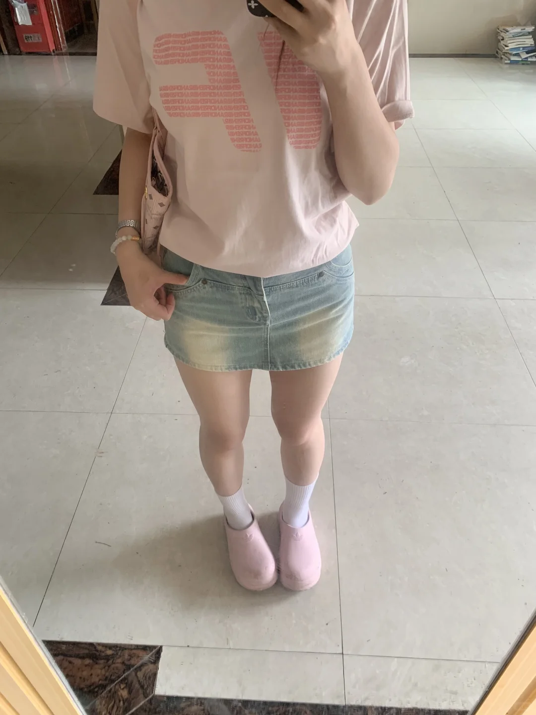 172/120 这身也太像女大学生了