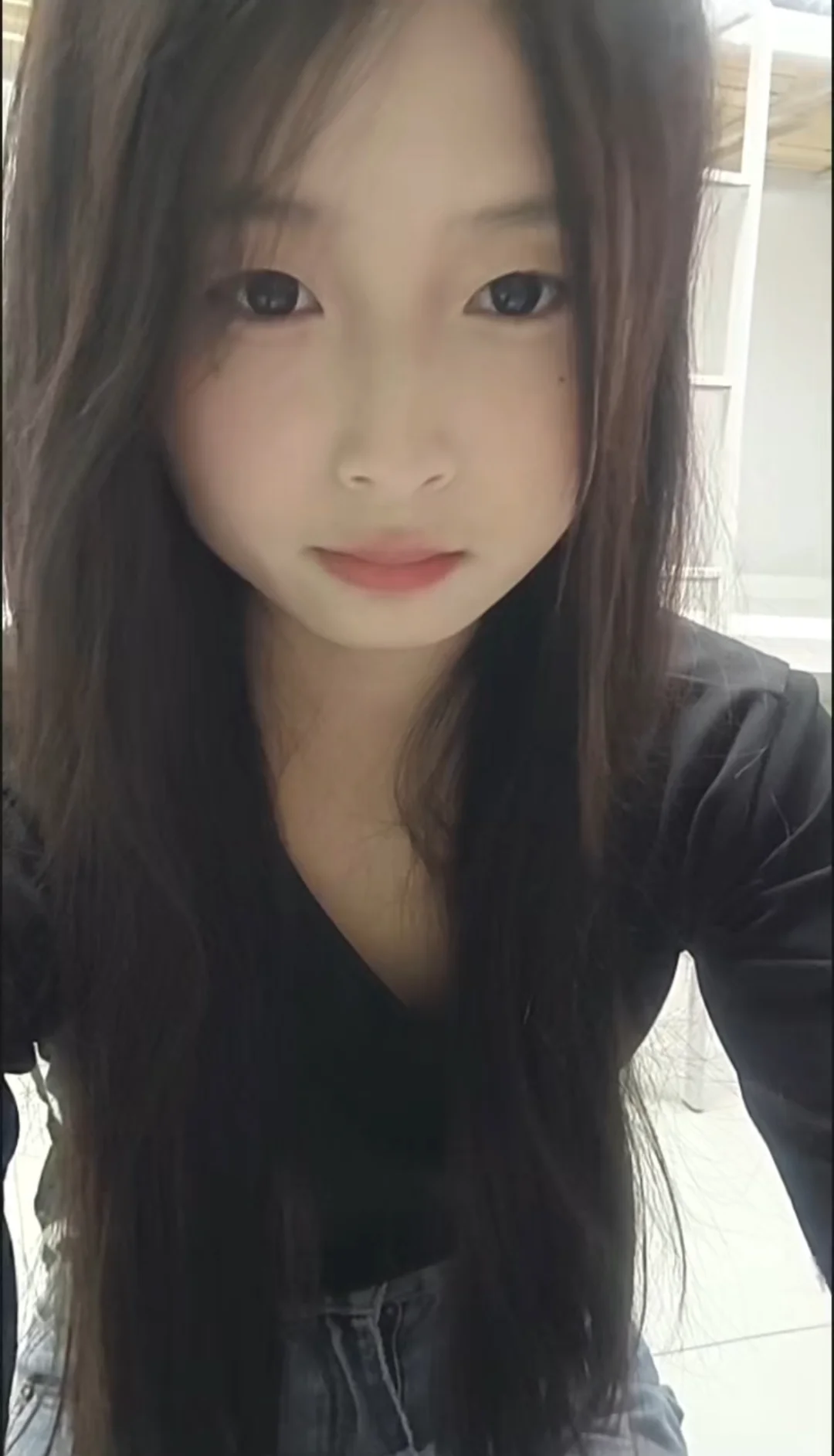 09女高 嘘，我就露个头，动静不要太大