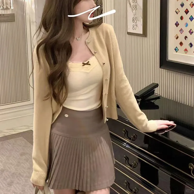 👗法式甜辣背心来啦！显瘦又高级