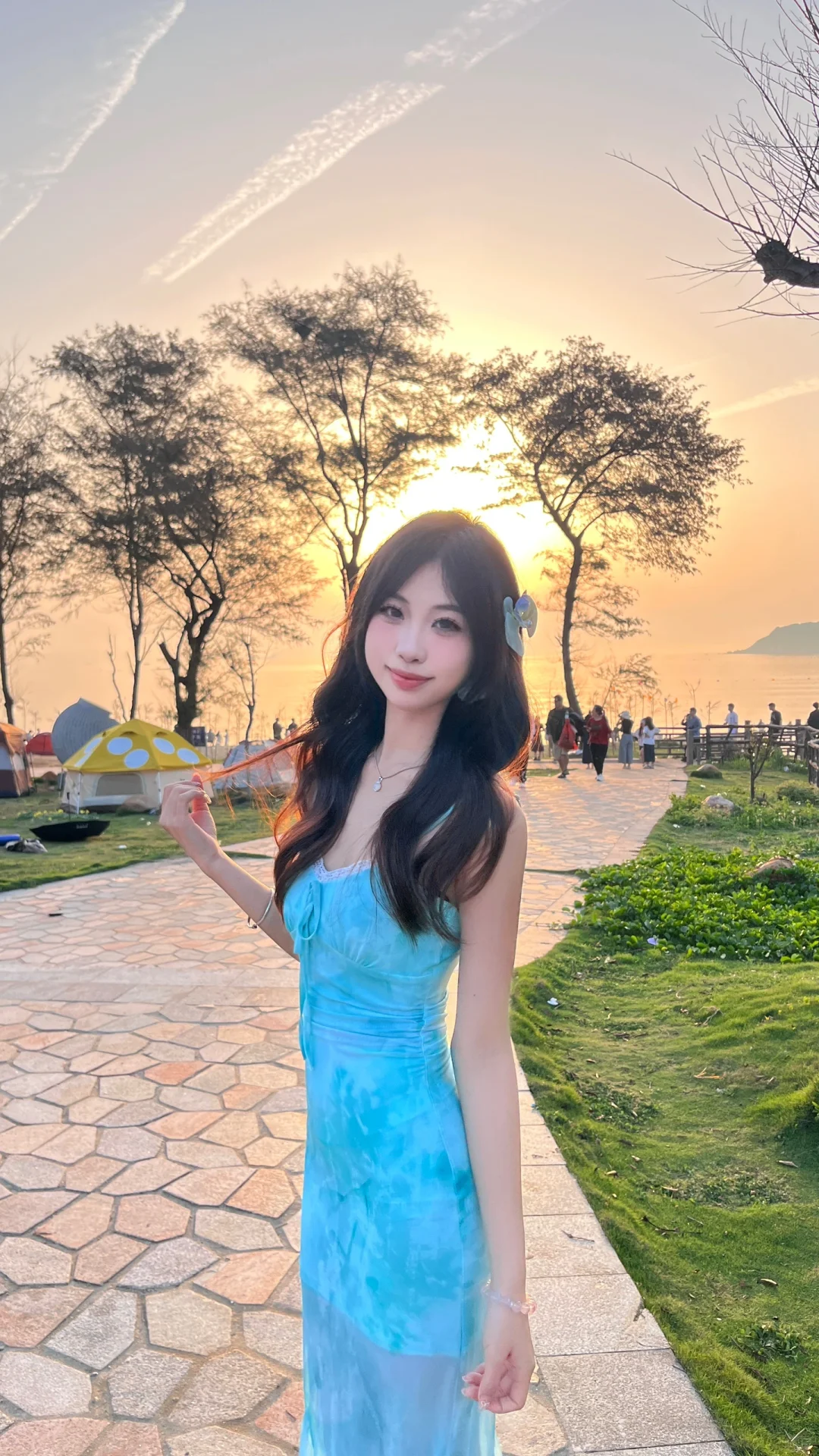 海边战裙👗别太好拍！蓝色太夏天了⛱️