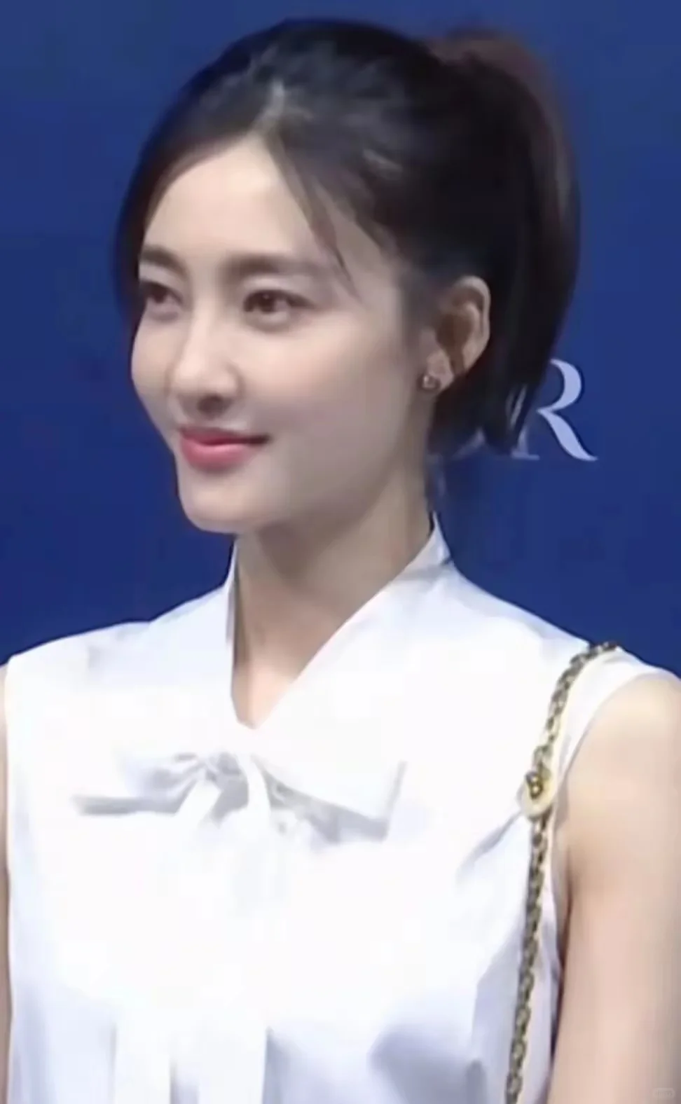 王丽坤：温柔娴静之美，岁月沉淀的优雅