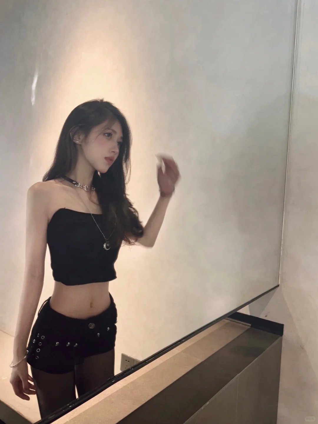 看脸会腻 但感觉不会