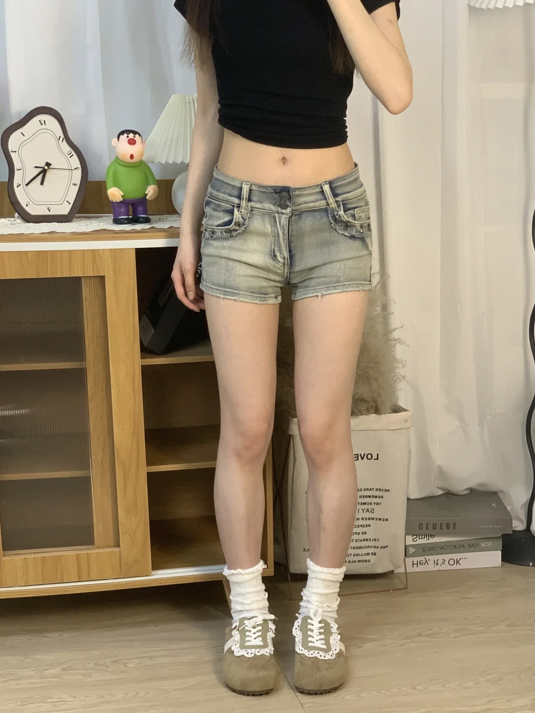 这么显瘦显腿长根本就不需要拉腿！！live直出