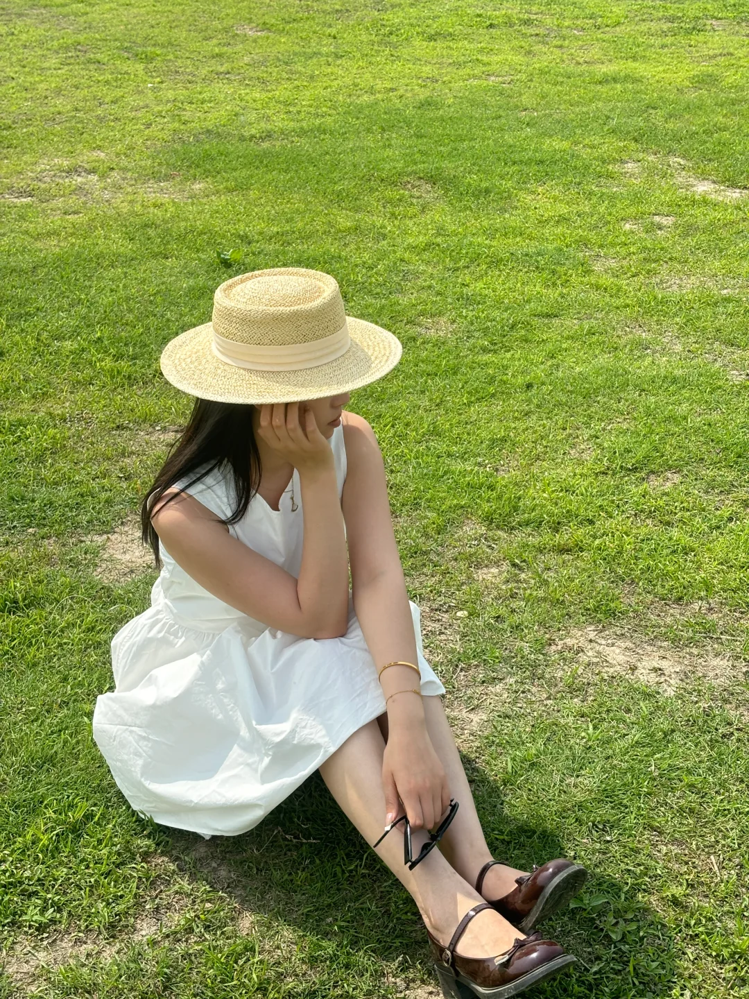 自然不露脸拍照姿势✌✌