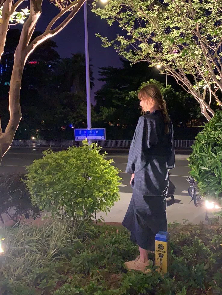 在路边也可以拍出神明少女逆光写真✨