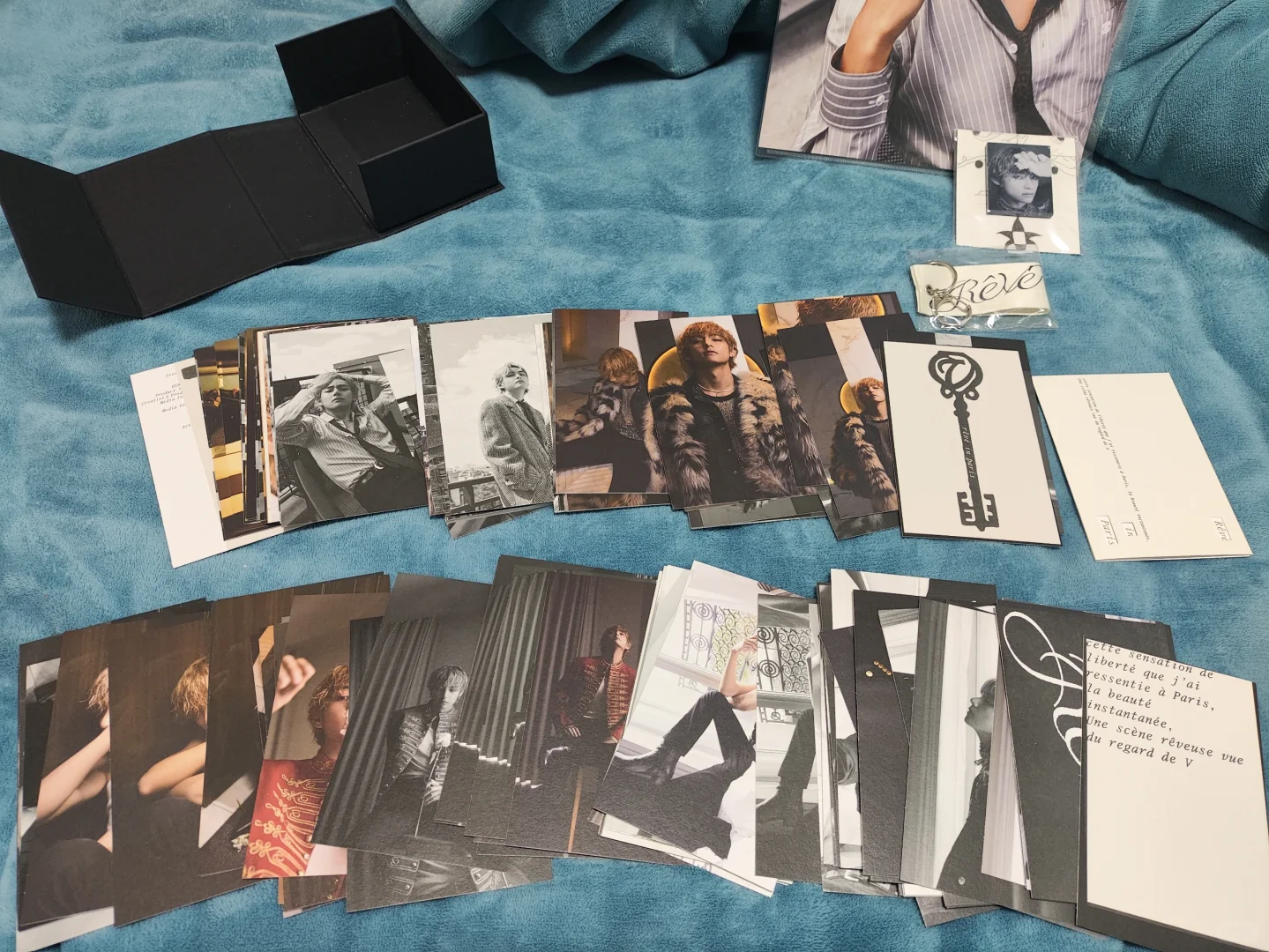 也没人告诉我金泰亨revé写真这么厚一沓啊