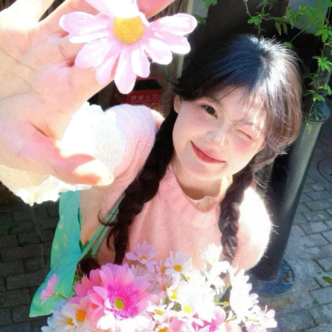 WeChat/明媚生命力女头