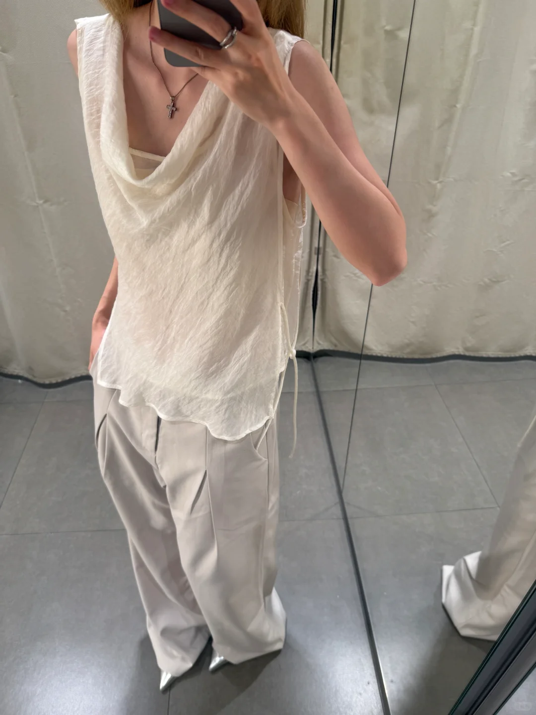 zara你90年代Prada还是CK？极简透视之美