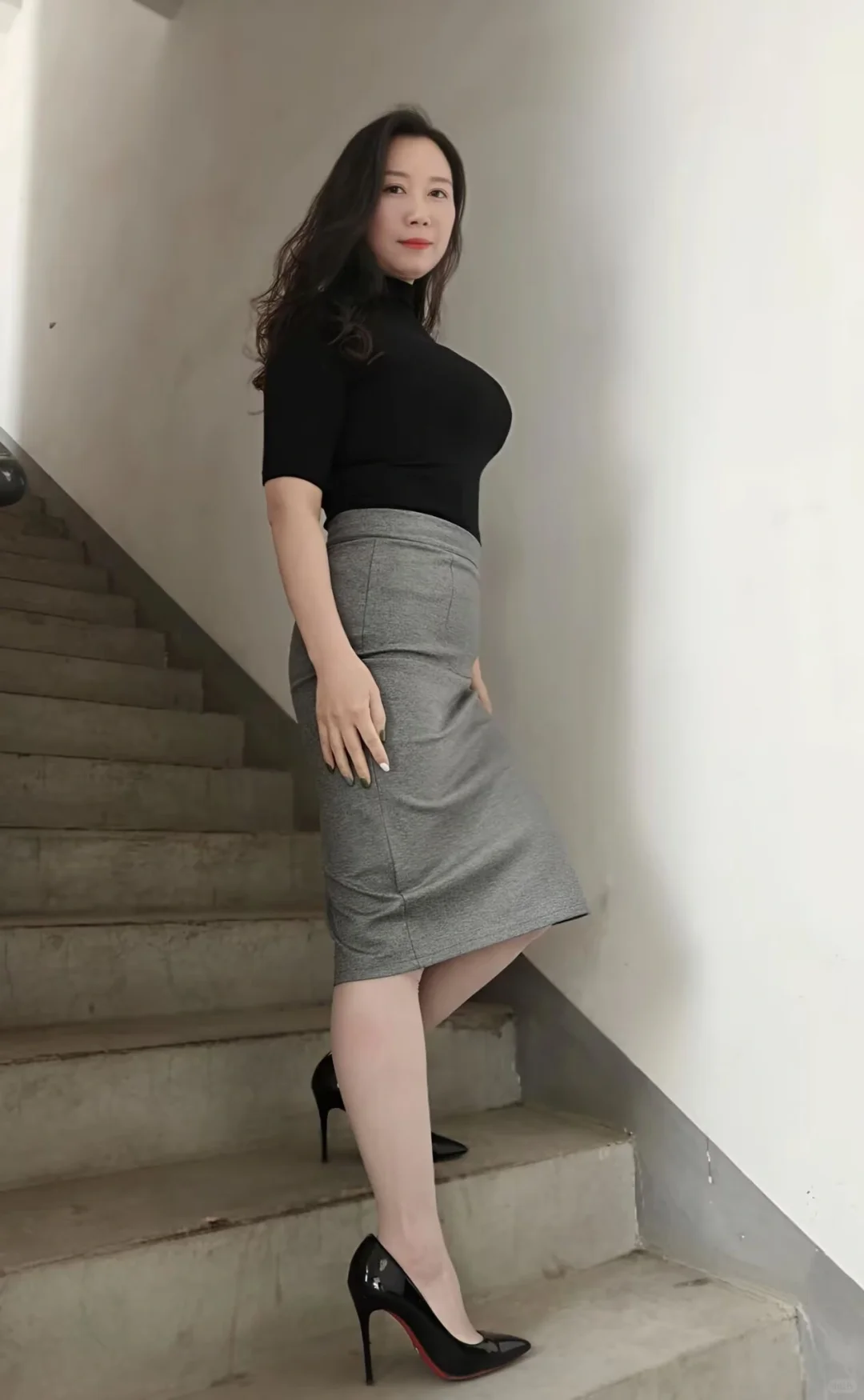 #完美身材 闺蜜说现在的小男生都喜欢熟姐姐