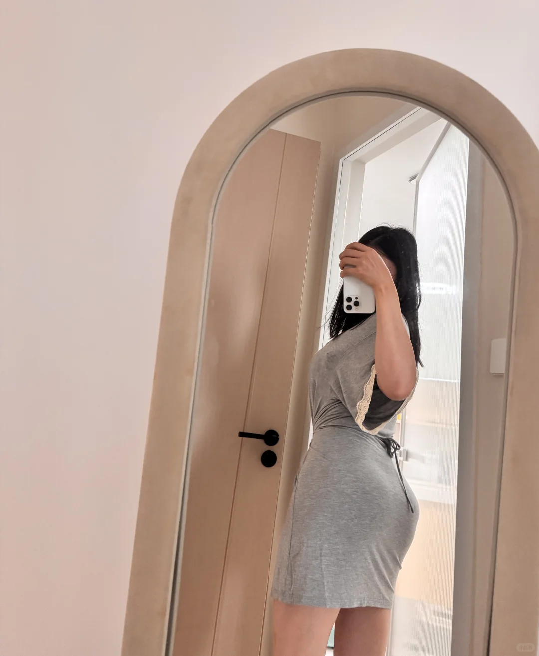 超爱这条包臀裙～灰色系！