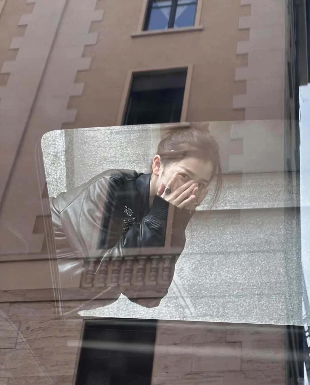 完全是妈妈级别…‖虞书欣壁纸大放送
