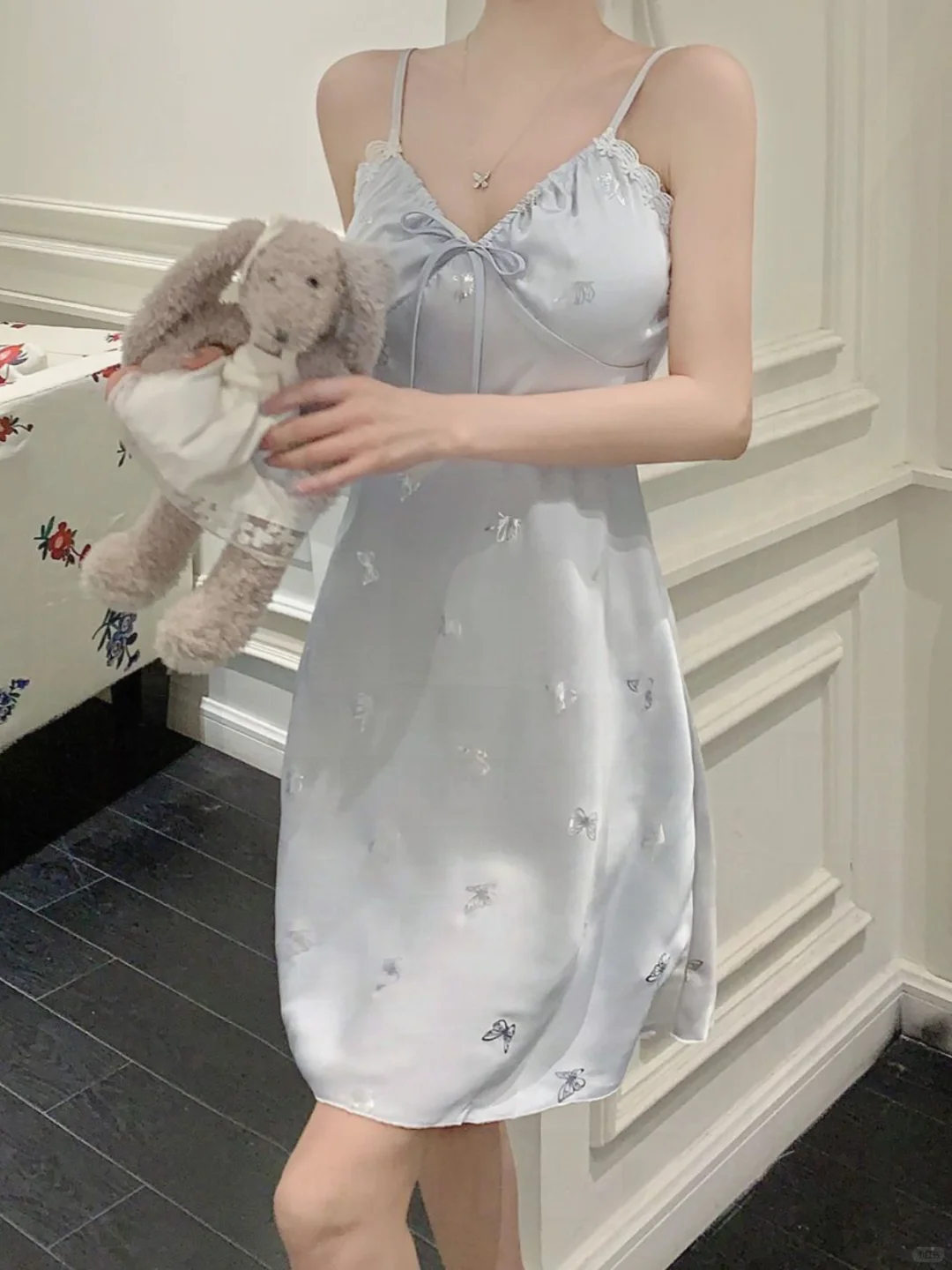 啊啊啊好喜欢这身睡裙呀～