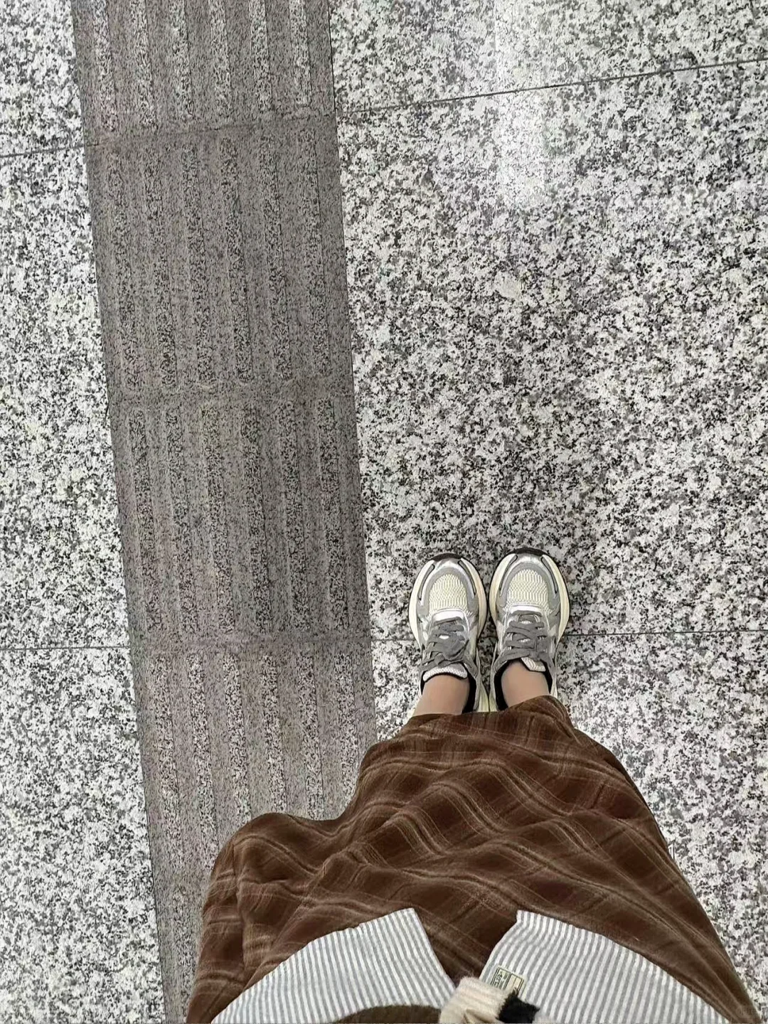 🍃肉丝叠穿格纹杀疯了！不要太百搭舒服😌