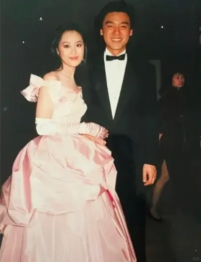 穿搭灵感丨时髦精章小蕙的时尚look
