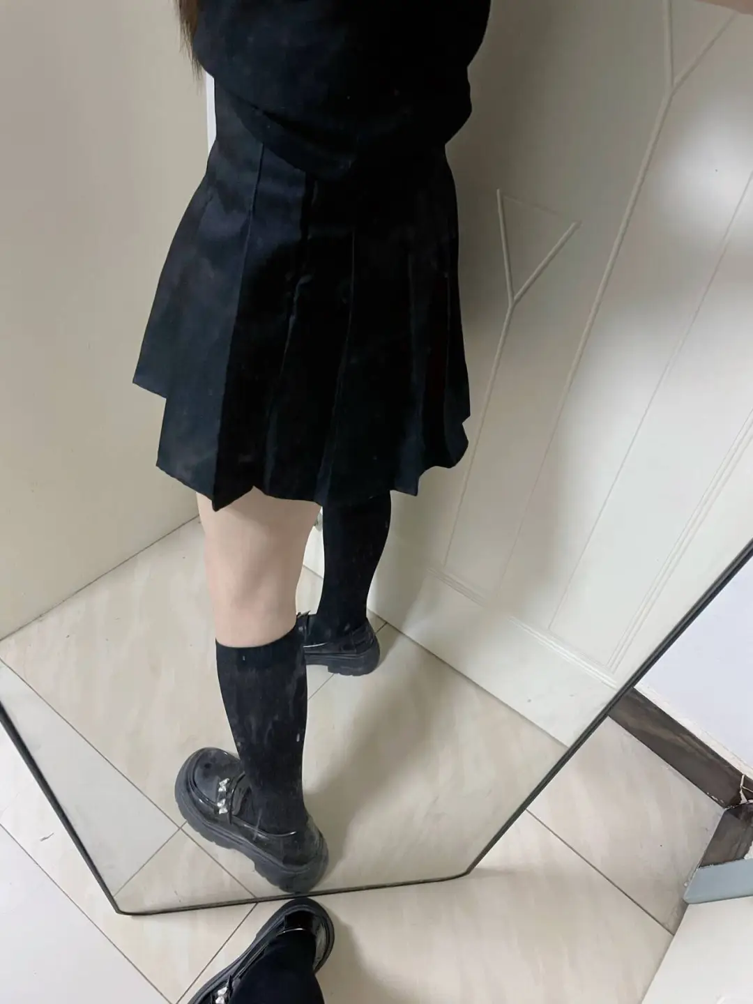 上脚超好看的黑色小皮鞋！
