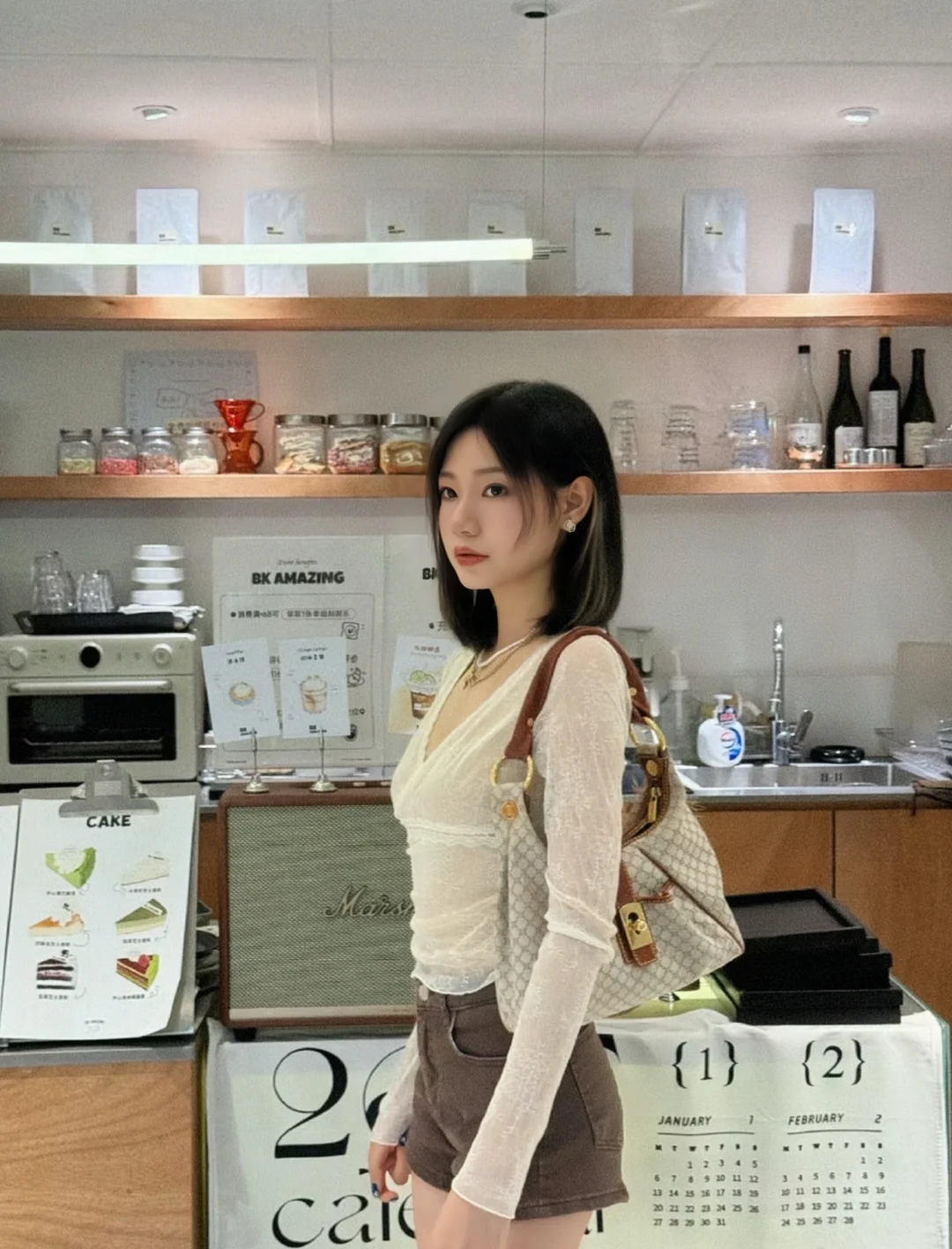 女大模特 蹲摄影师 支持手机拍摄🎬