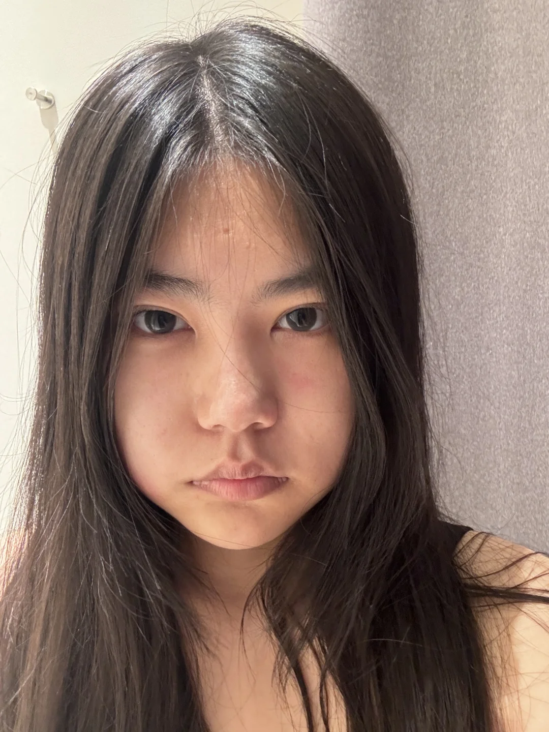 五官端正 但是很普是为什么