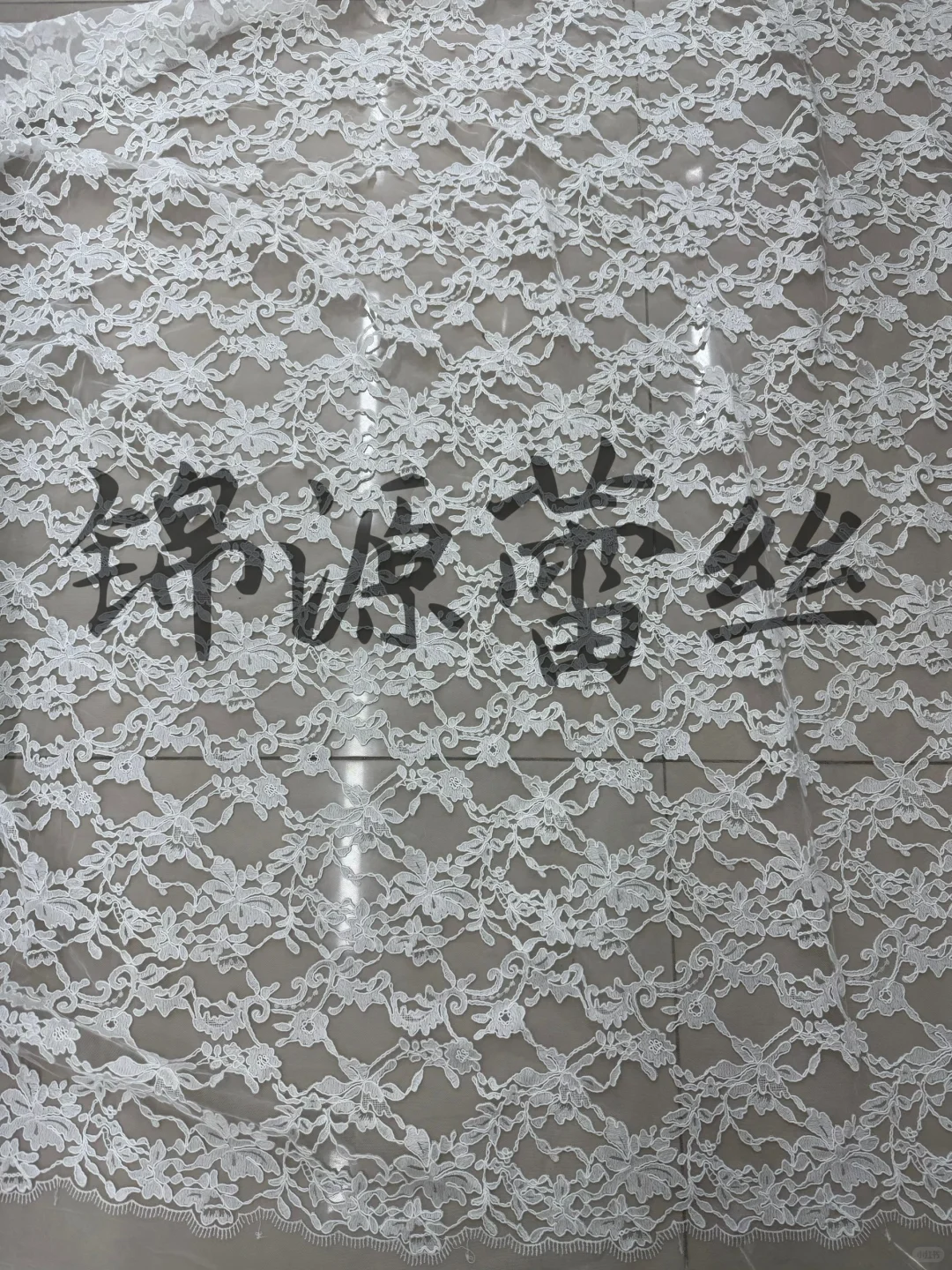 设计师都在找的股线蕾丝面料