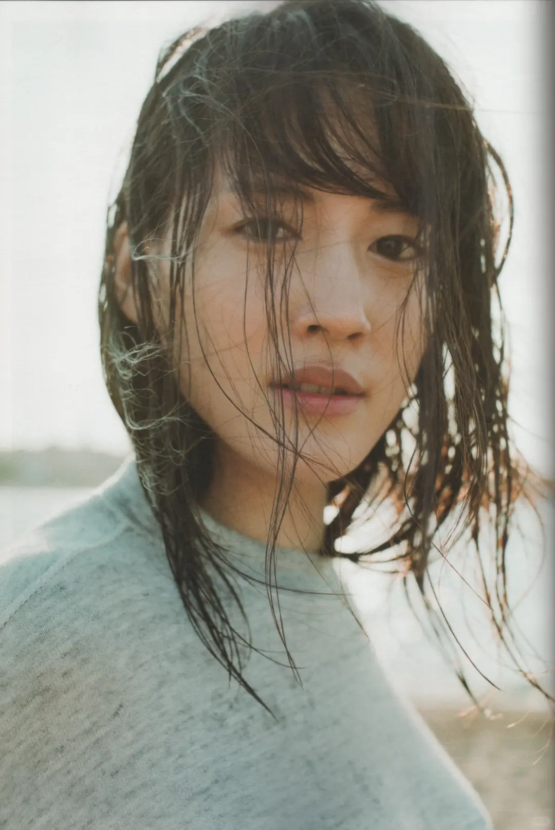 【写真集】绫濑遥「SEA STORIES」赏析