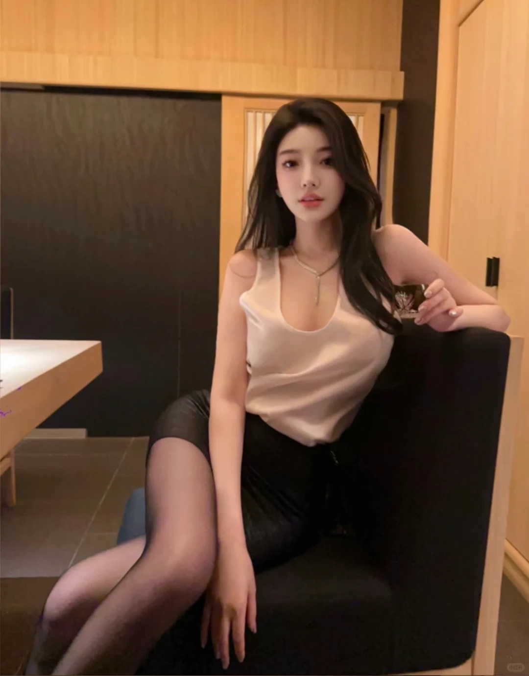 模特 寻 📷 顶级