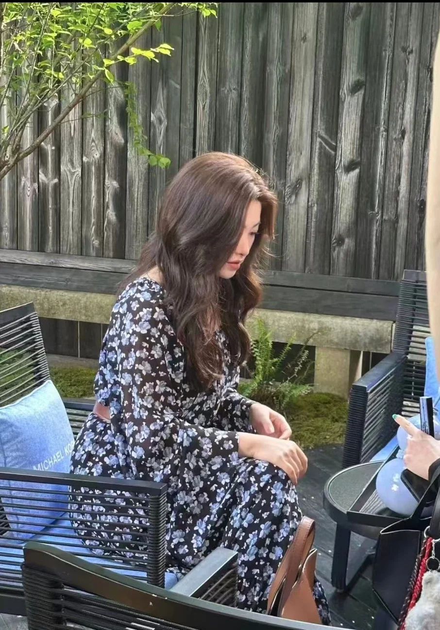 不是…这姐闪婚下嫁清贫教授下场这样吗
