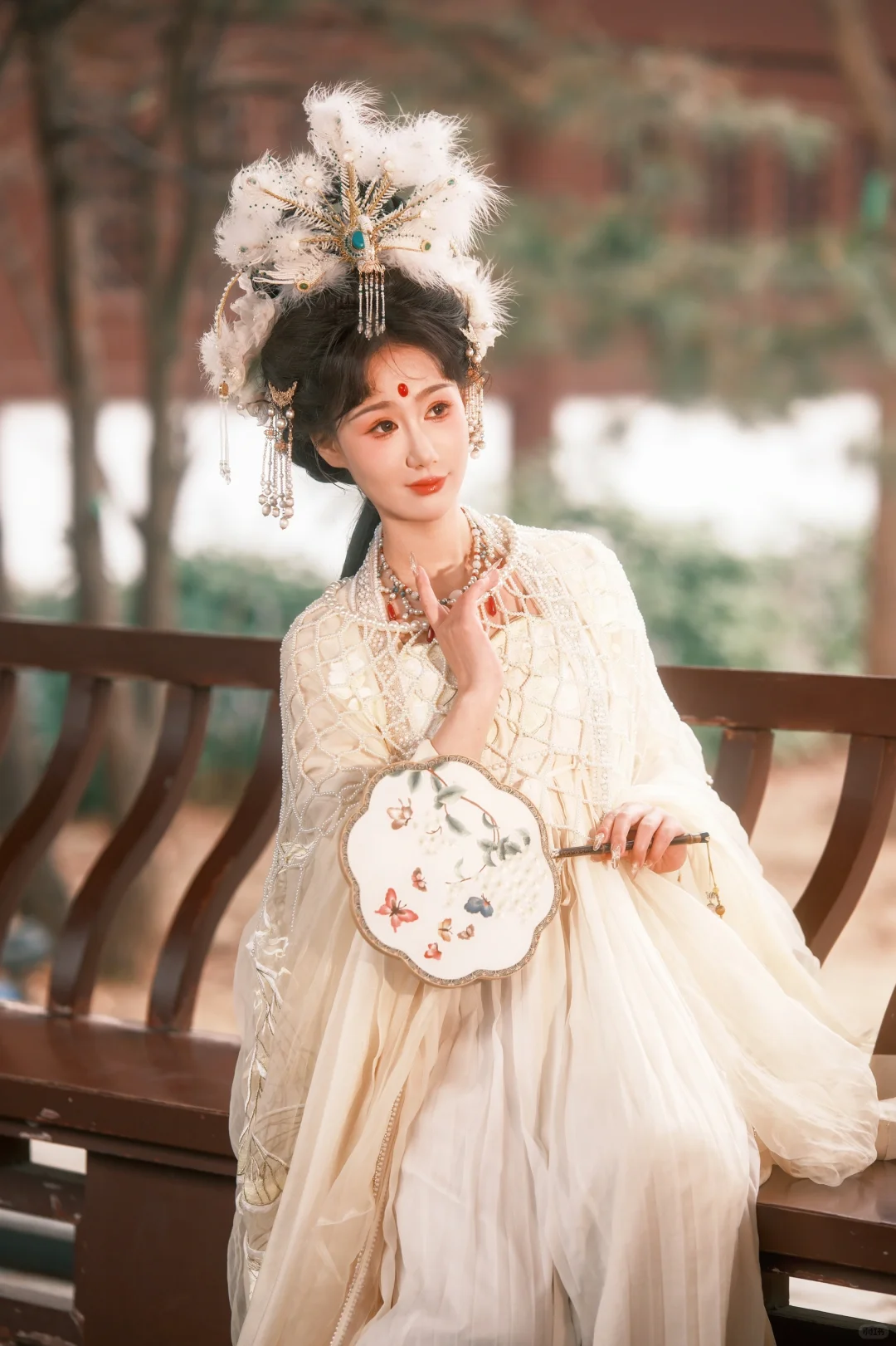 嫦娥仙子：从神话中走来的东方浪漫