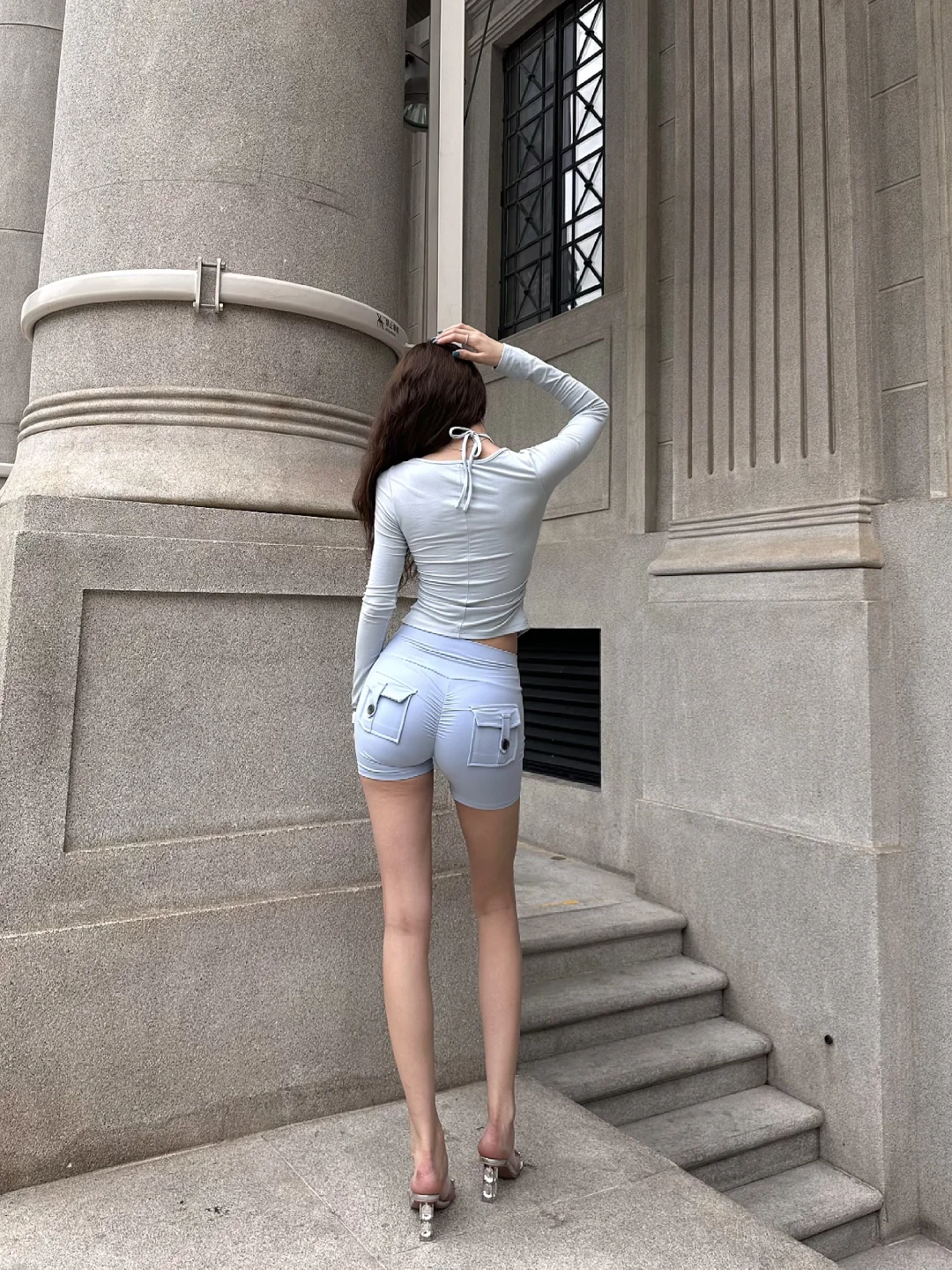 御姐拯救世界