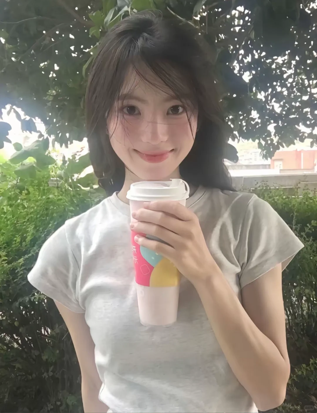 清纯女大 小众女模 蹲摄影师