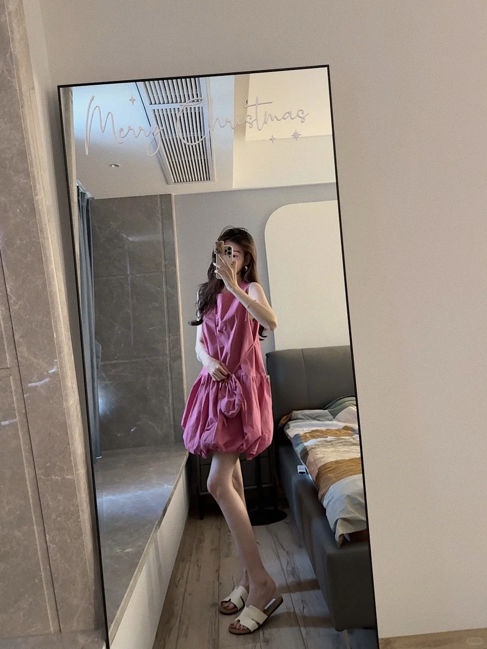 人长得一般 但身材和衣品还不错 🤍