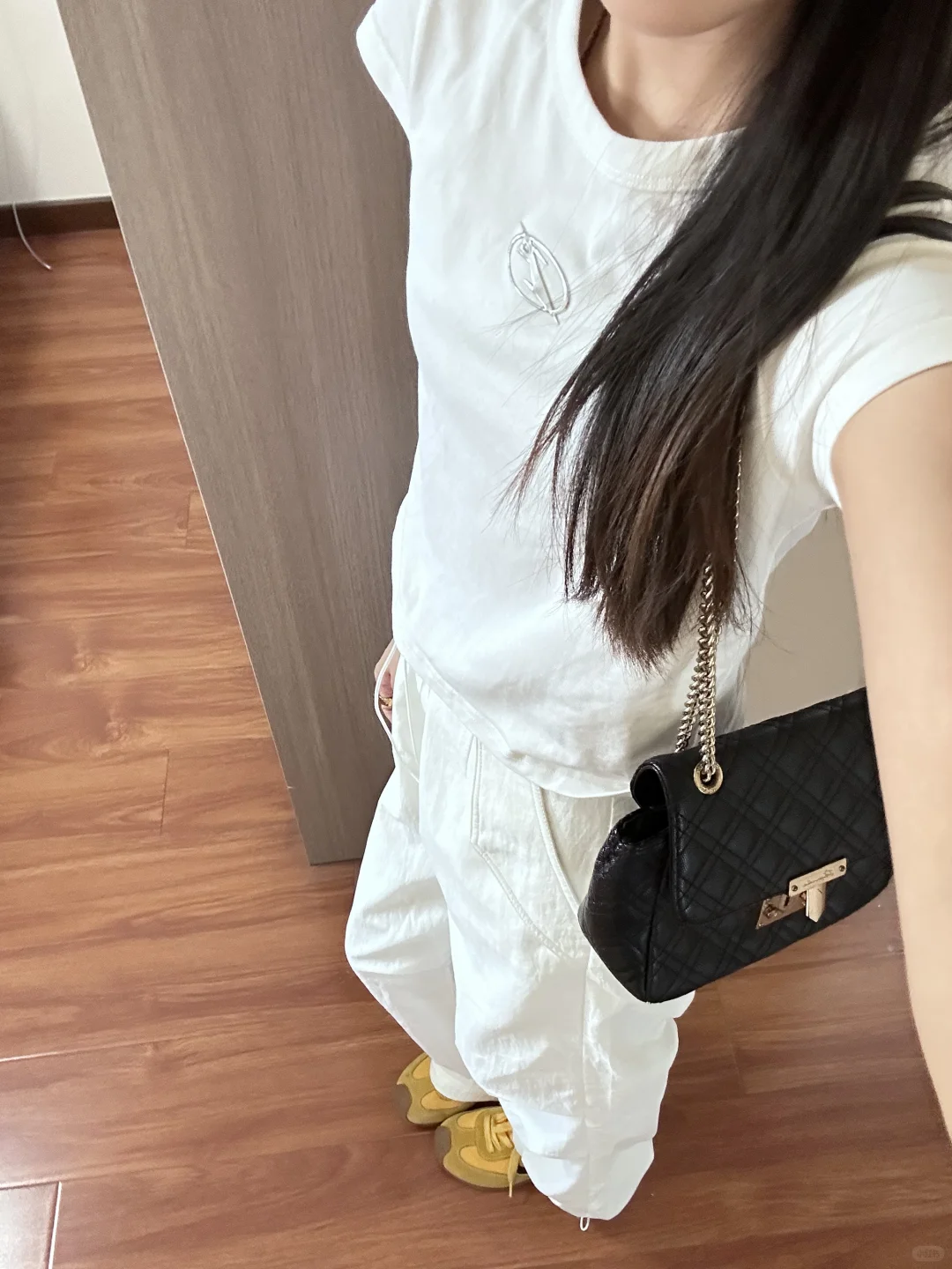 All White休闲气质🤍