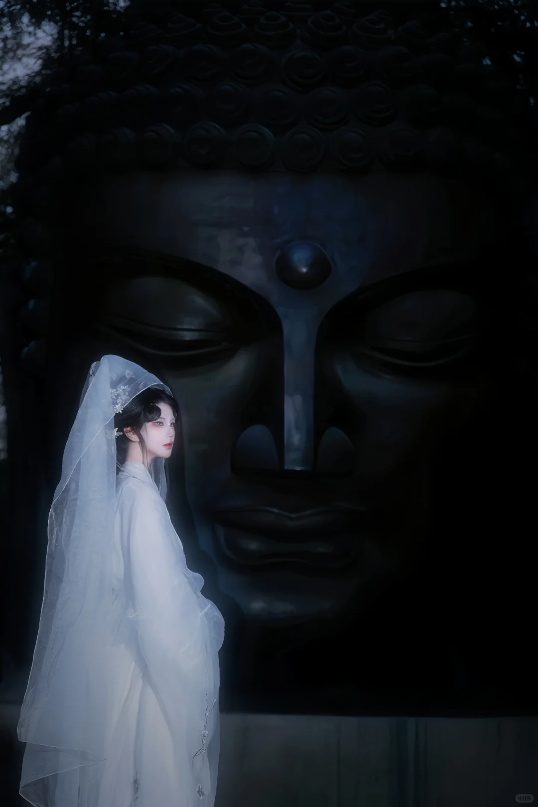 “神女..”“神女..”