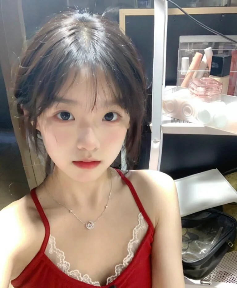 舞蹈生女大 来个爹系男友给我吧