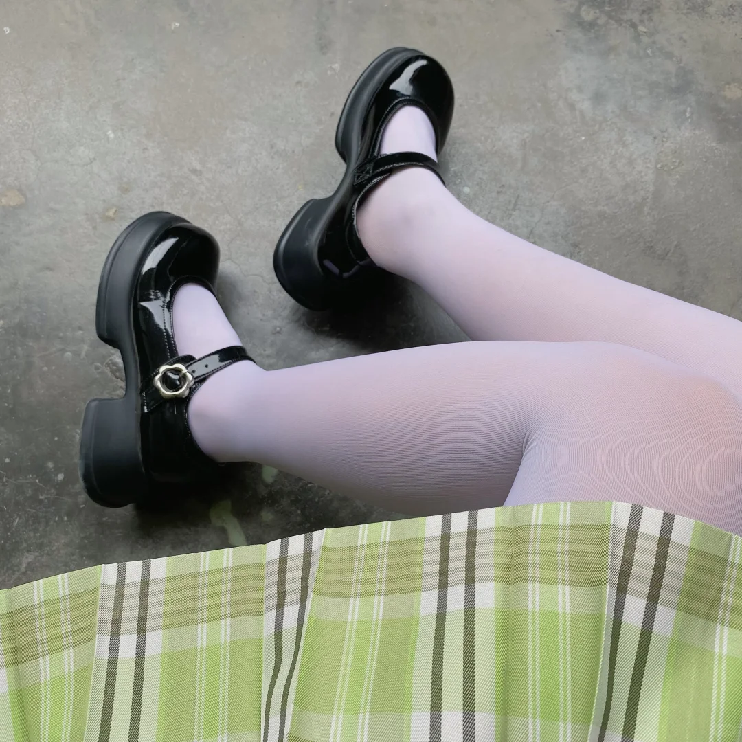 JK穿搭｜夏天和绿色格裙也泰搭配了吧🍀