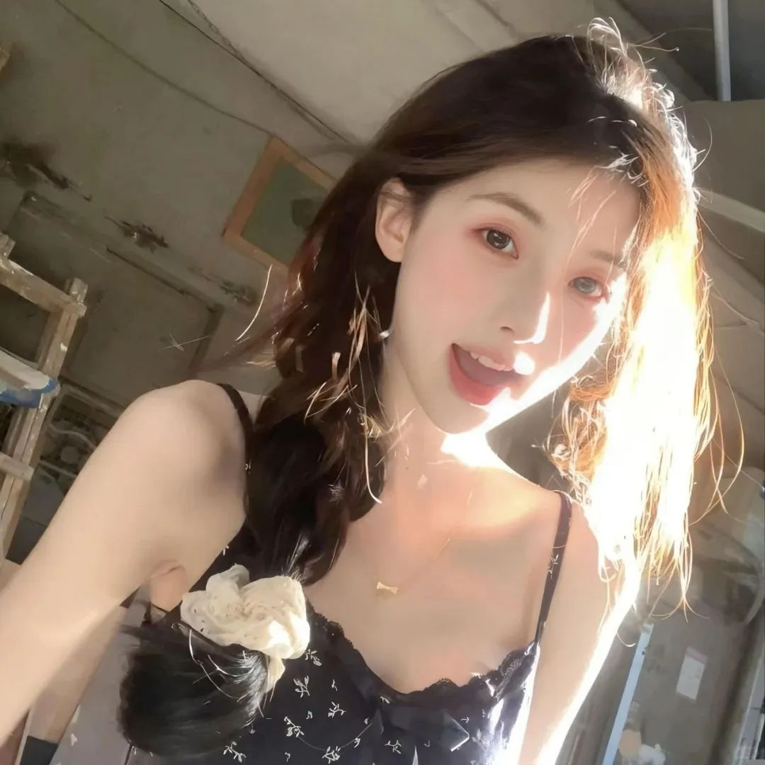 𝑾𝒆𝑪𝒉𝒂𝒕明媚感甜欲女头