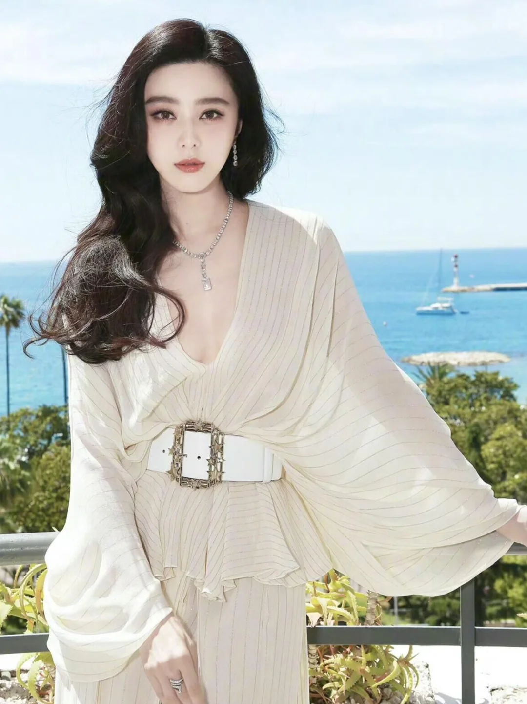 盛 世 牡 丹