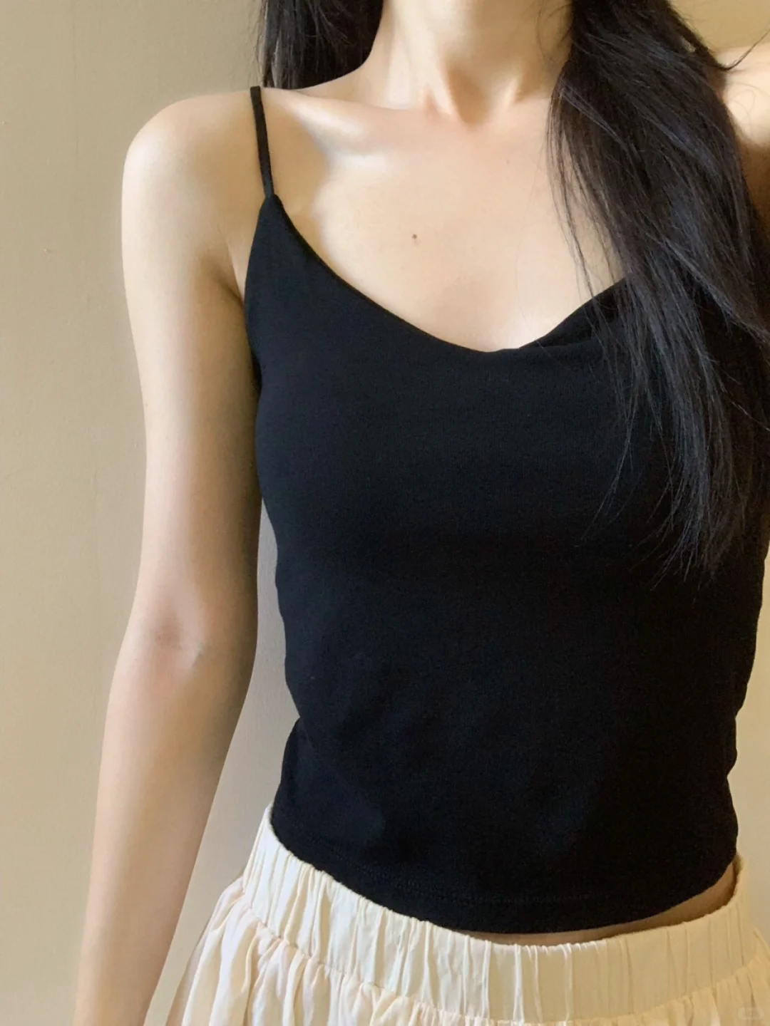 泰欲了！隐隐约约的透视蕾丝美背吊带好sexy！