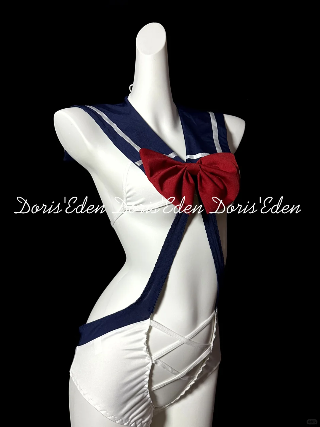 Doris'Eden月野兔
