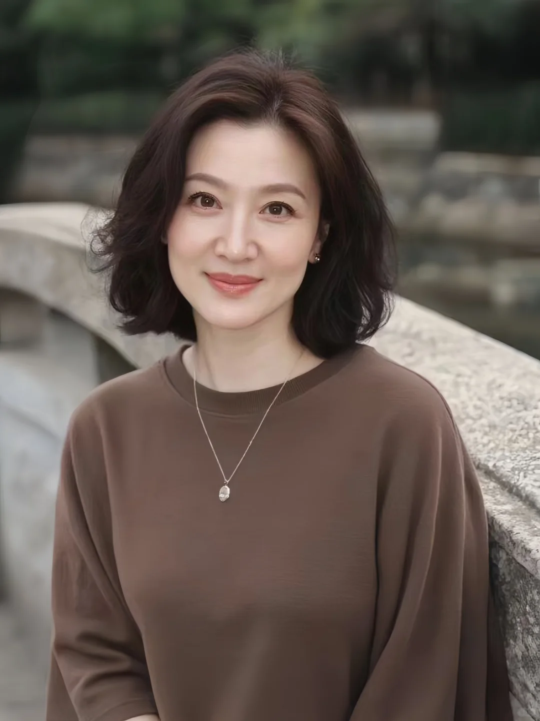 55岁，若将岁月开成花，人生何处不芳华