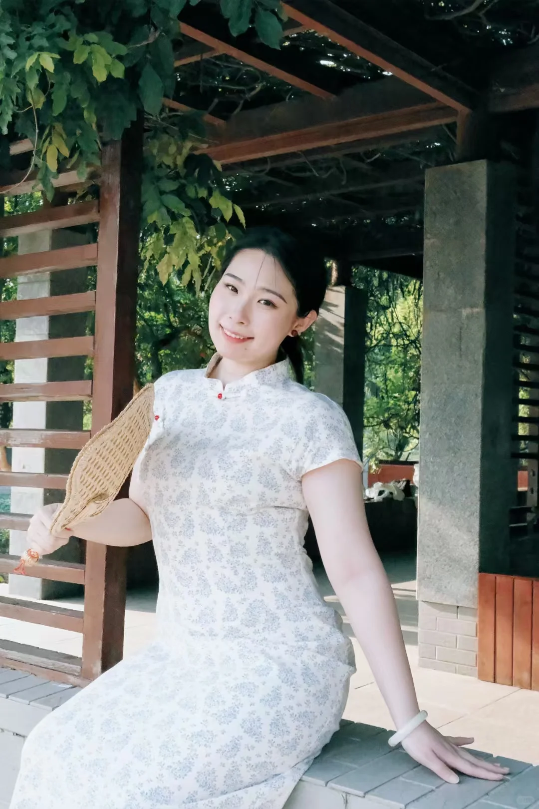 谁说夏天不能穿旗袍了？