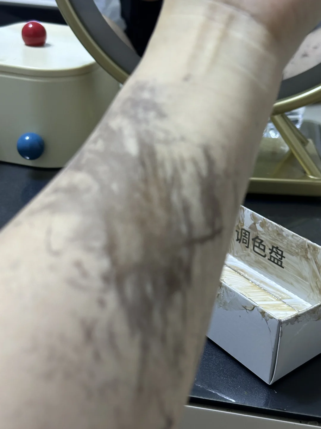 哥特冷黑（染发的尽头是黑色）