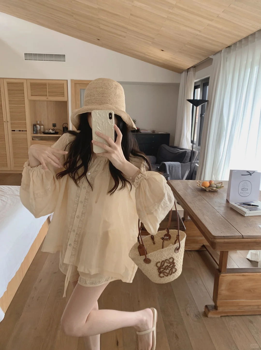 你的好友隔空投送了一组美照🤳