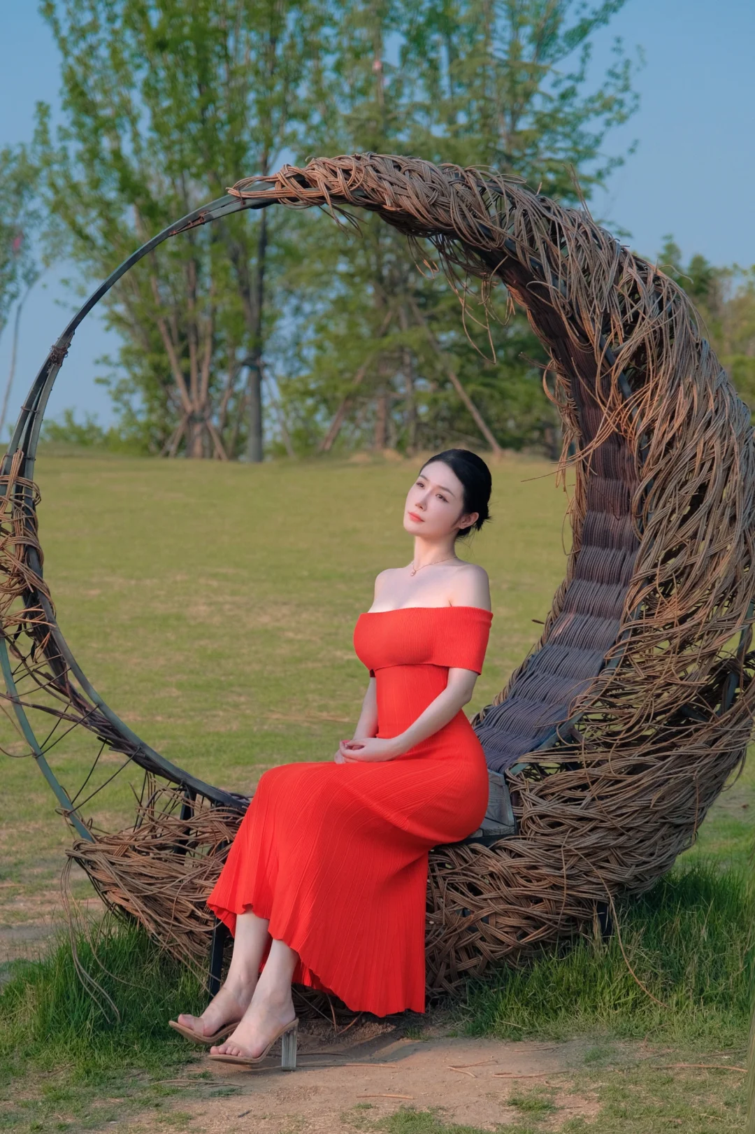 媚 明媚的媚 妩媚的媚