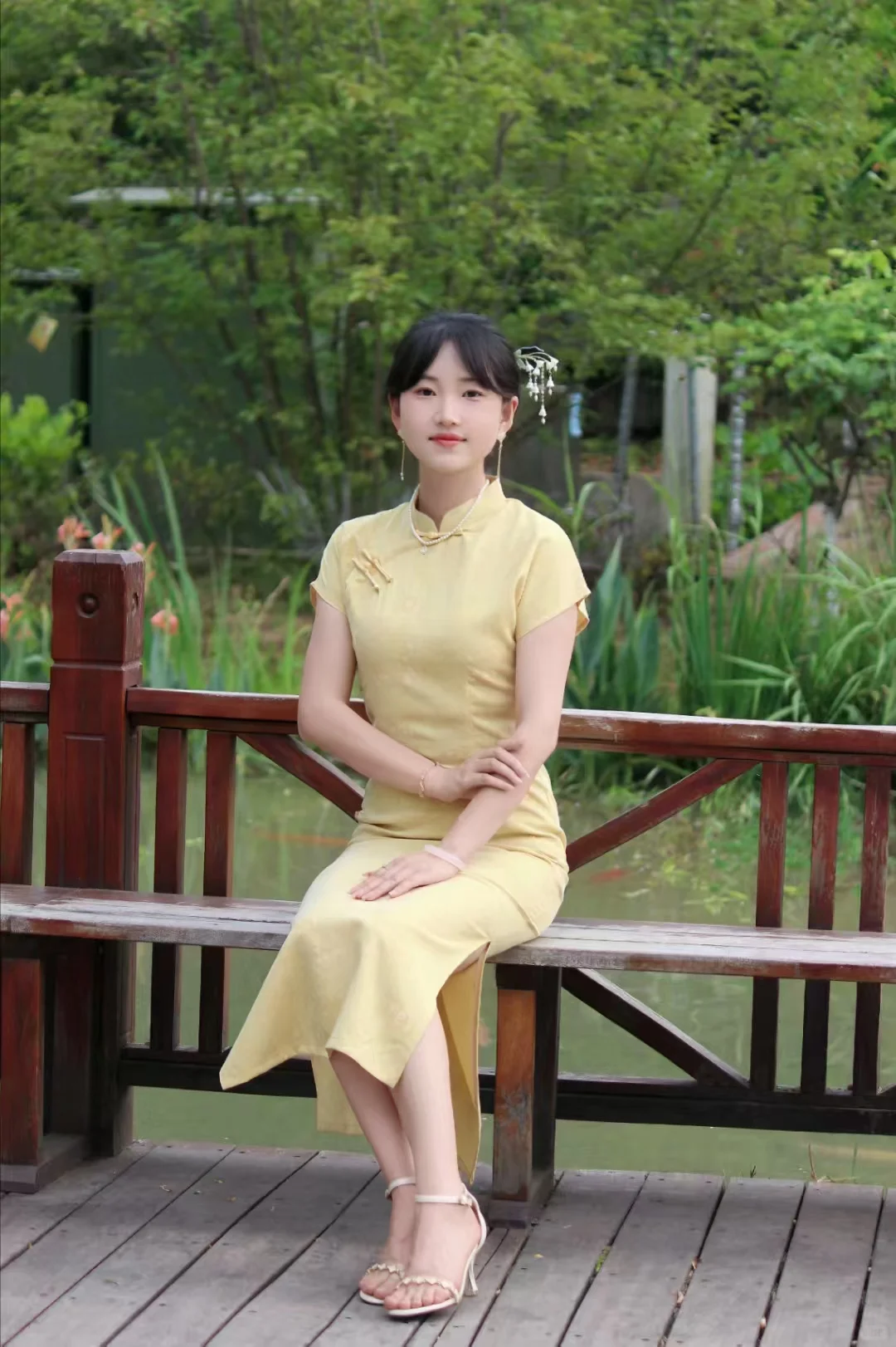 穿一次旗袍吧，再配上这些文案真的很绝！！