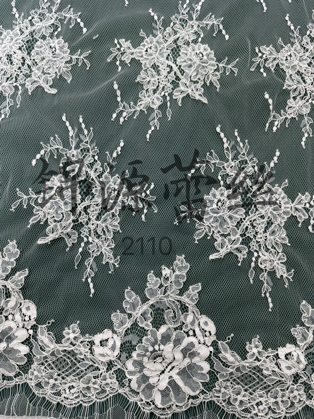 股线蕾丝