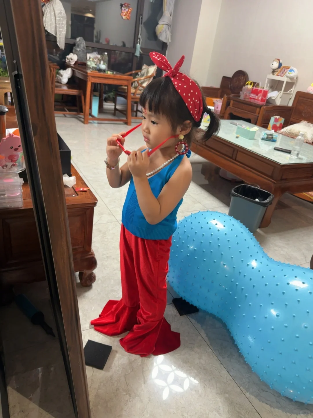 四岁女童复古港风造型✧٩(ˊωˋ*)و✧