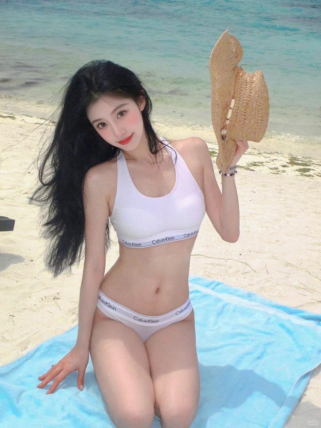 冲着这个泳衣我也要去海边🏖️