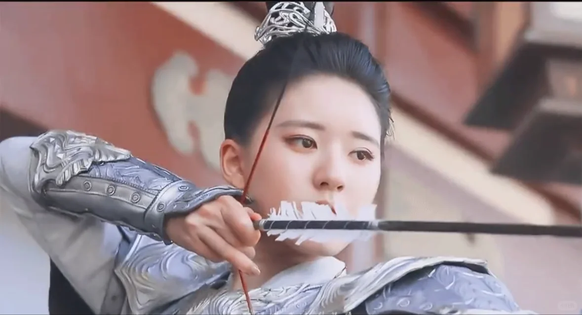 古装射箭神图合集🗡️女将军们眼神杀