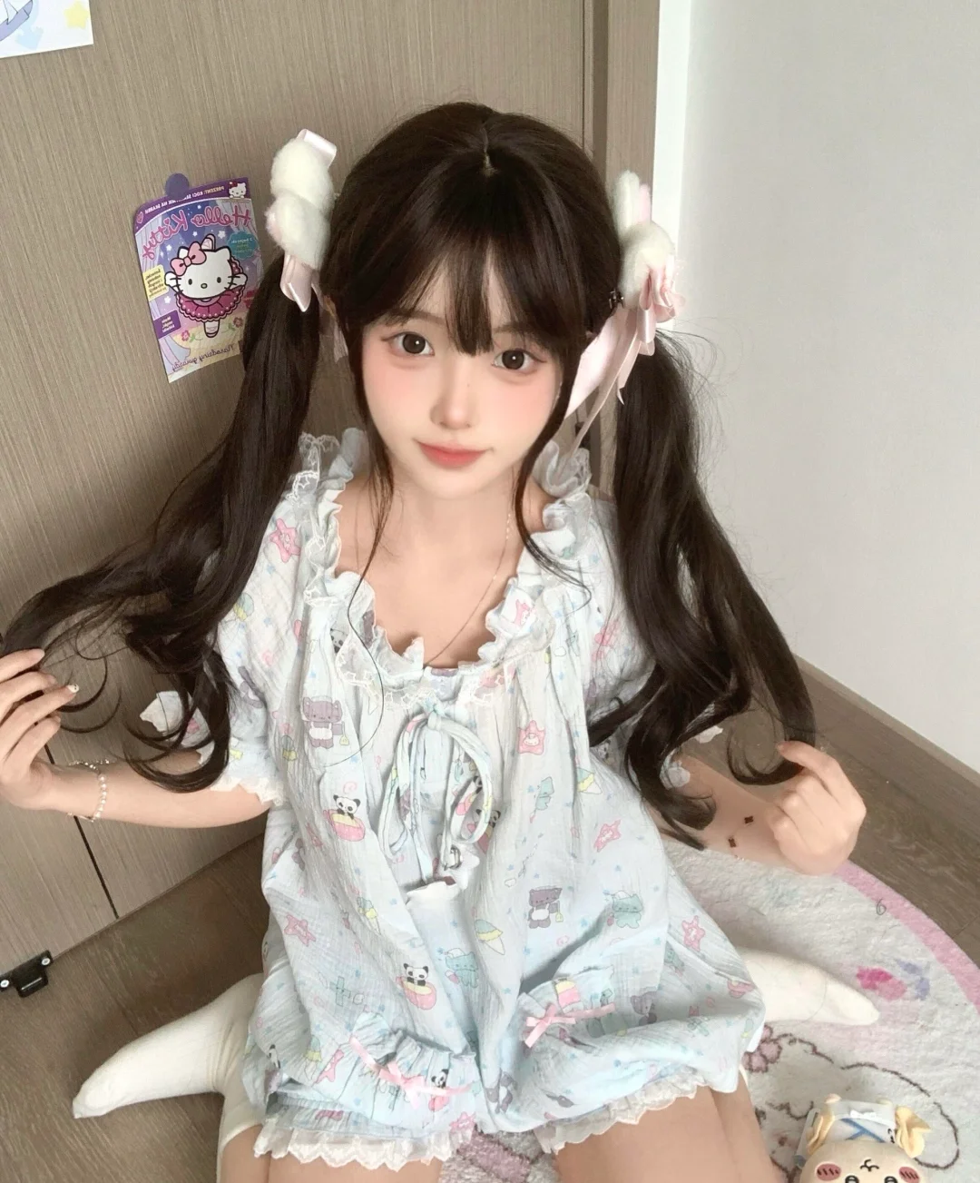 有喜欢甜妹的叔叔吗 06年女大 超甜