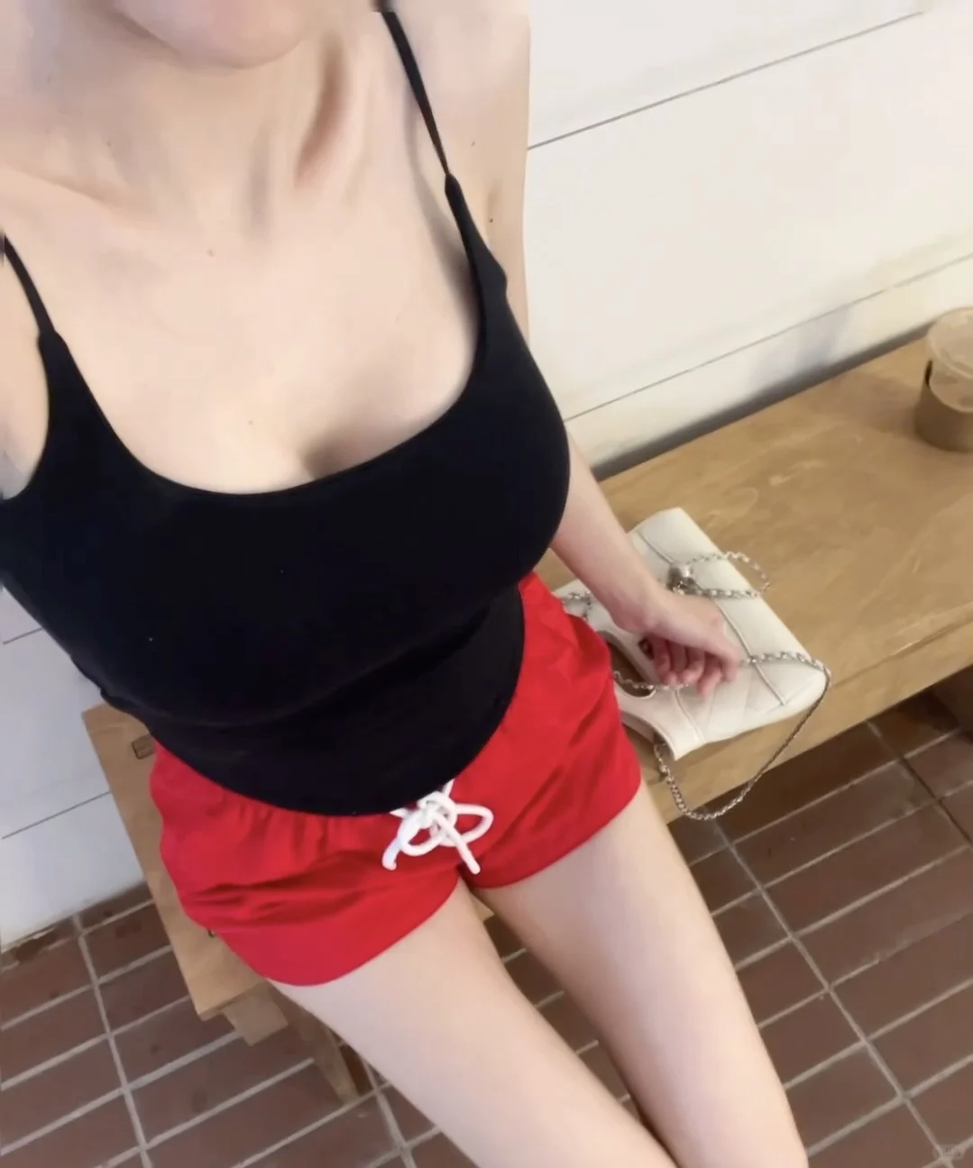 吹爆这件黑色吊带！sexy！巨显瘦！ 挖到的黑色